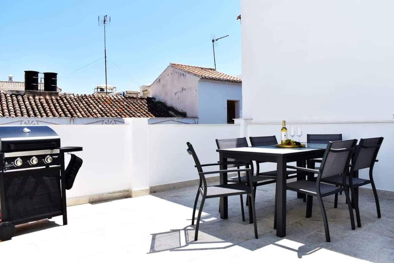 New Townhouse In The Heart Of Nerja With Jacuzzi Villa Eksteriør billede