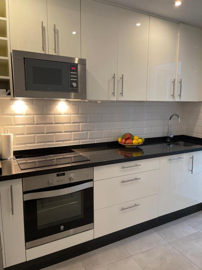 New Townhouse In The Heart Of Nerja With Jacuzzi Villa Eksteriør billede