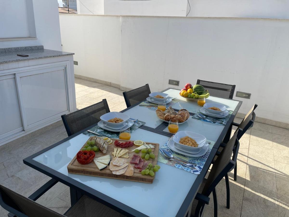 New Townhouse In The Heart Of Nerja With Jacuzzi Villa Eksteriør billede