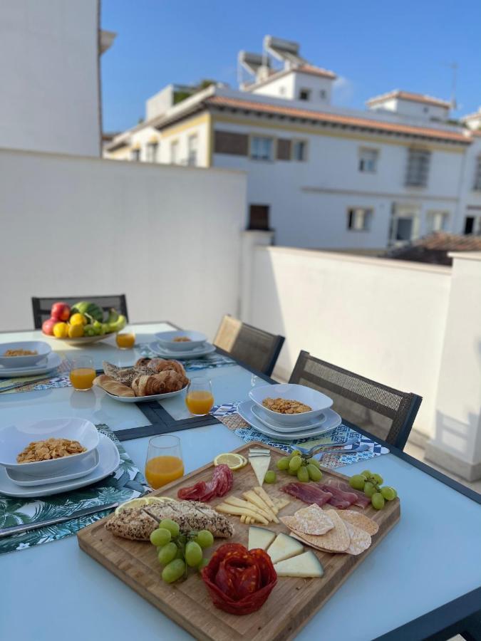 New Townhouse In The Heart Of Nerja With Jacuzzi Villa Eksteriør billede