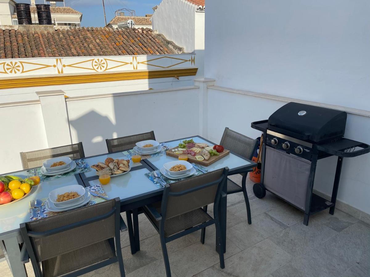 New Townhouse In The Heart Of Nerja With Jacuzzi Villa Eksteriør billede